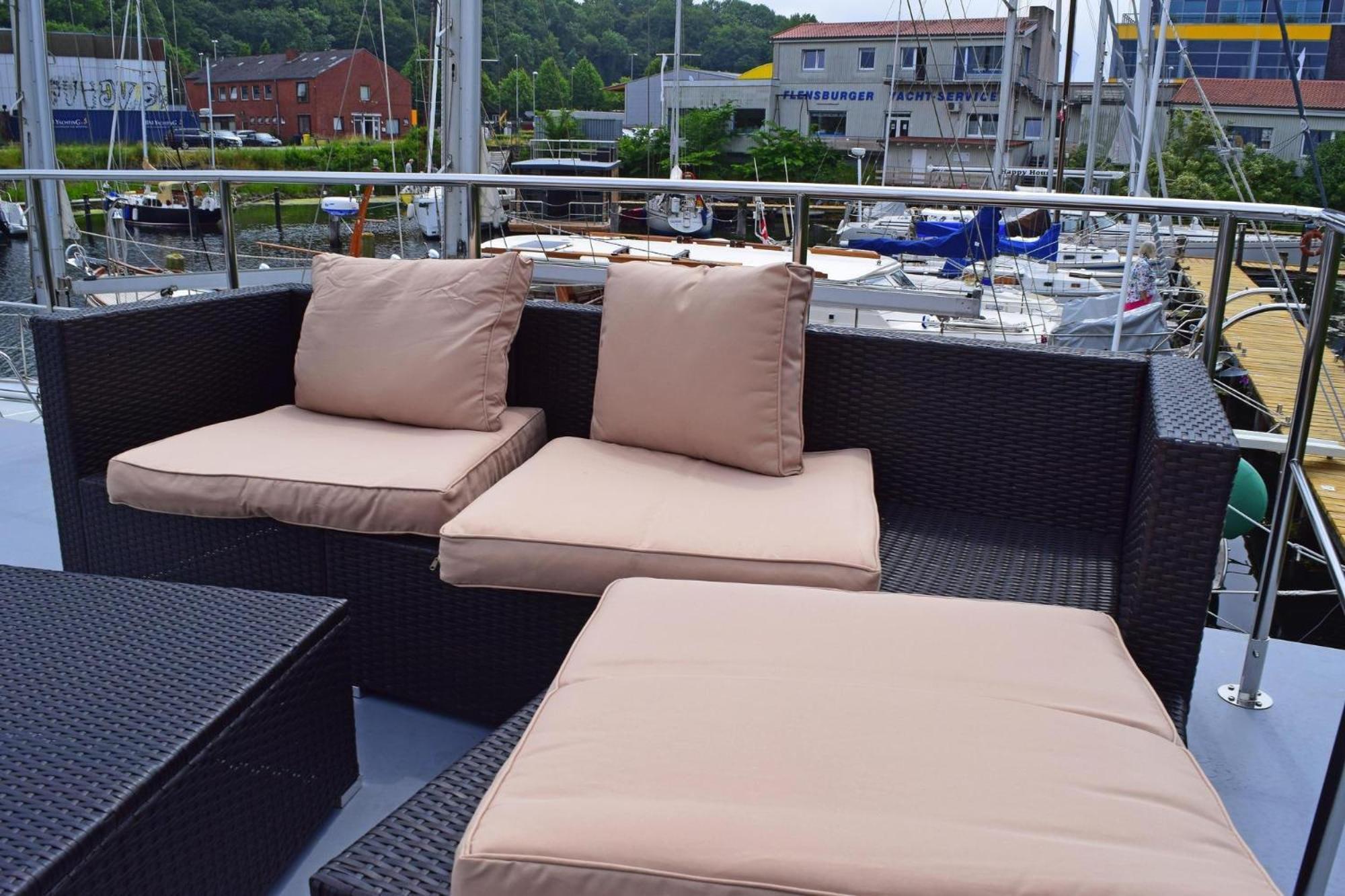 Houseboat Leni Flensburg Hotell Exteriör bild